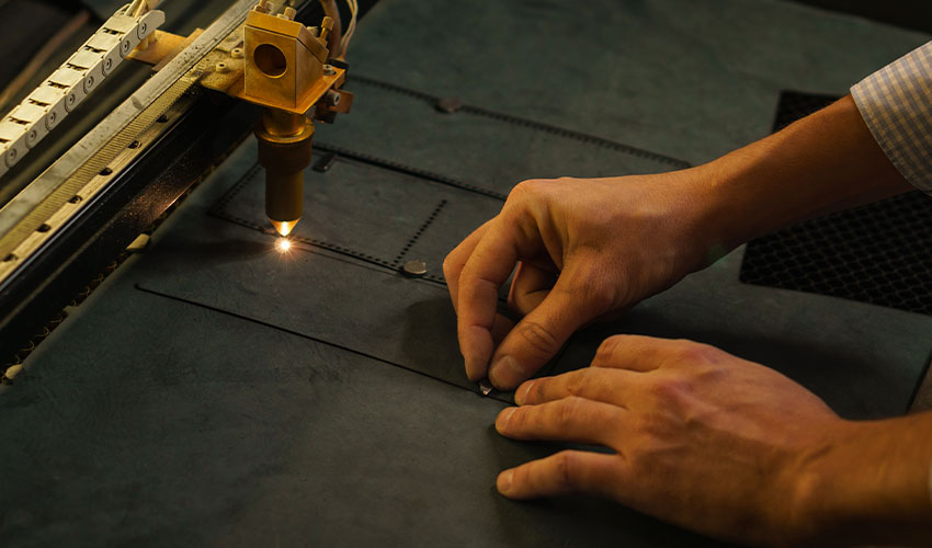 ZX-Laser-Machine-Application-Laser-Process-Leather